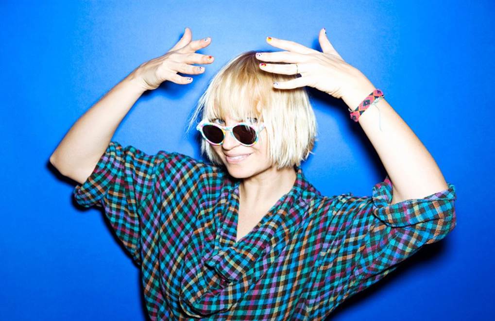 sia-estrena-video-para-su-tema-never-give-up-sound-vision