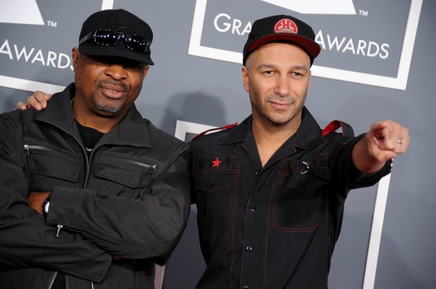 Prophets Of Rage Estrenan Video Dirigido Por Micahel Moore Para «Unfuck ...