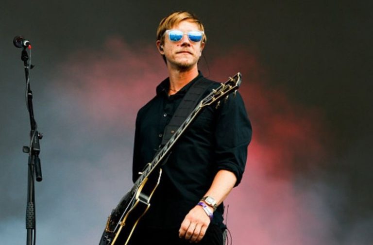 Paul Banks descansa de Interpol y da vida a Muzz; escucha su single