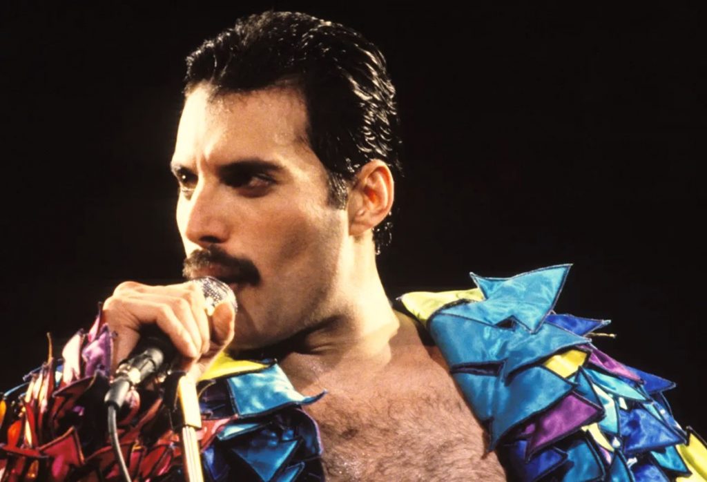 Preparan un nuevo libro biográfico de Freddie Mercury Sound & Vision