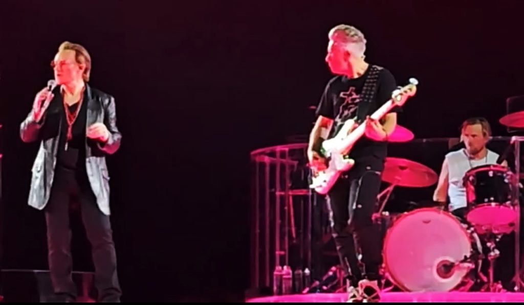 U2 combina «Loves Comes to Town» con «Personal Jesus» de Depeche Mode ...